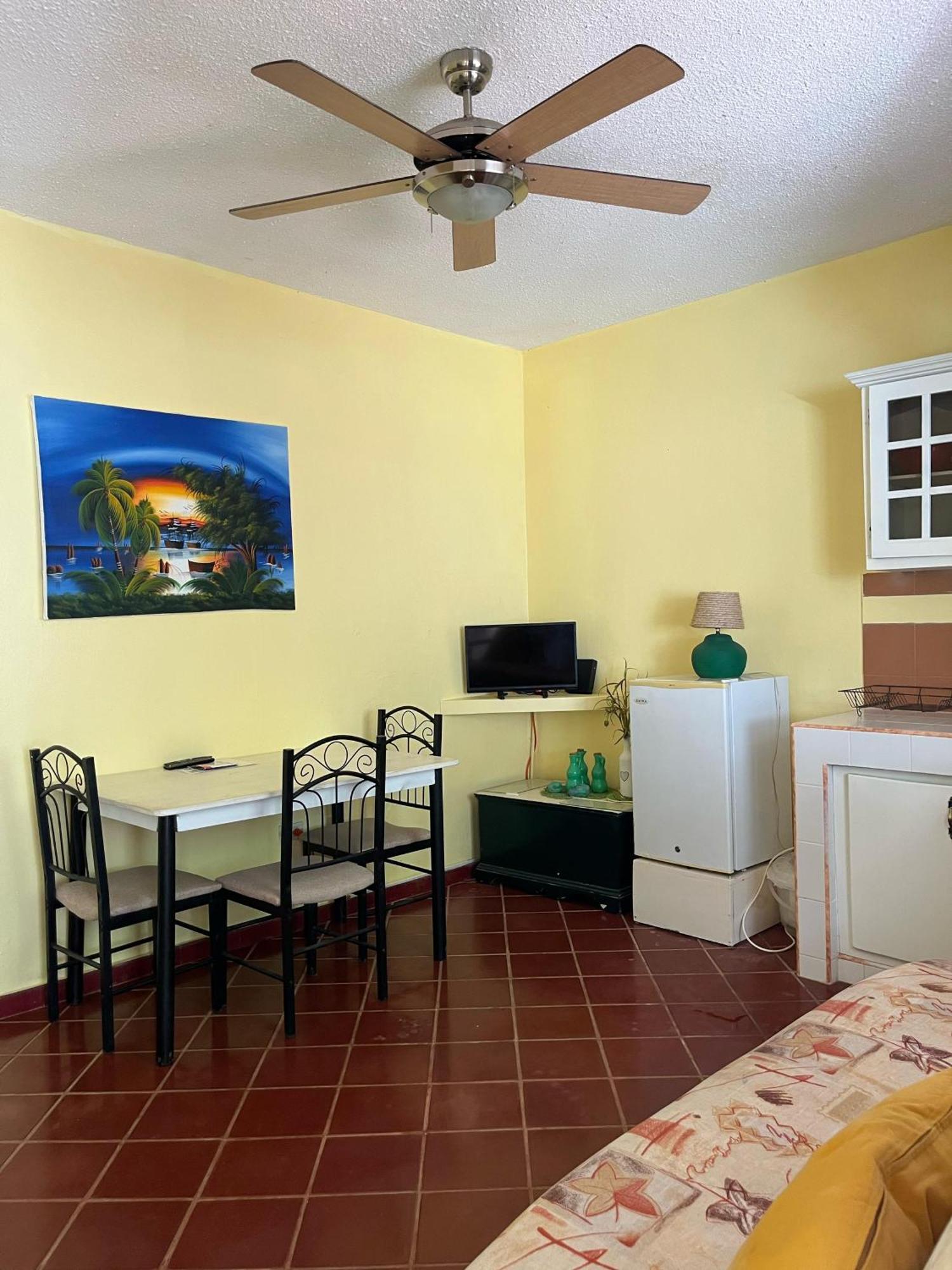 Playa Blanca Bed And Breakfast Bayahibe Ngoại thất bức ảnh
